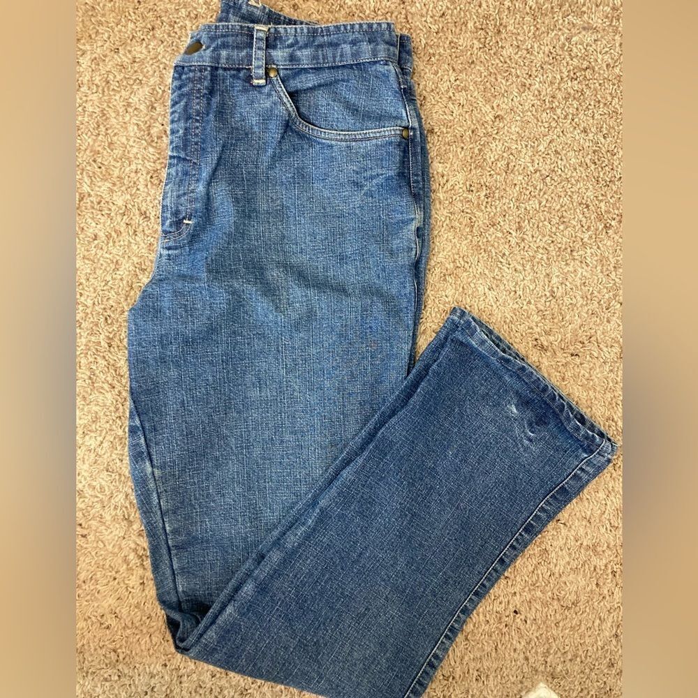 Gotcha Covered VTG all cotton high cut mom/ straight leg jeans